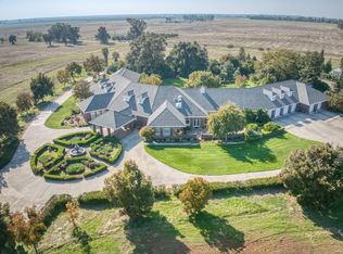 4715 E Copper Ave, Clovis, CA 93619