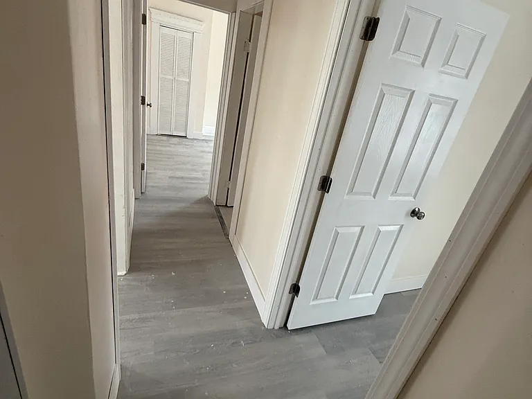 25-27 Irving St #2 — Photo 5