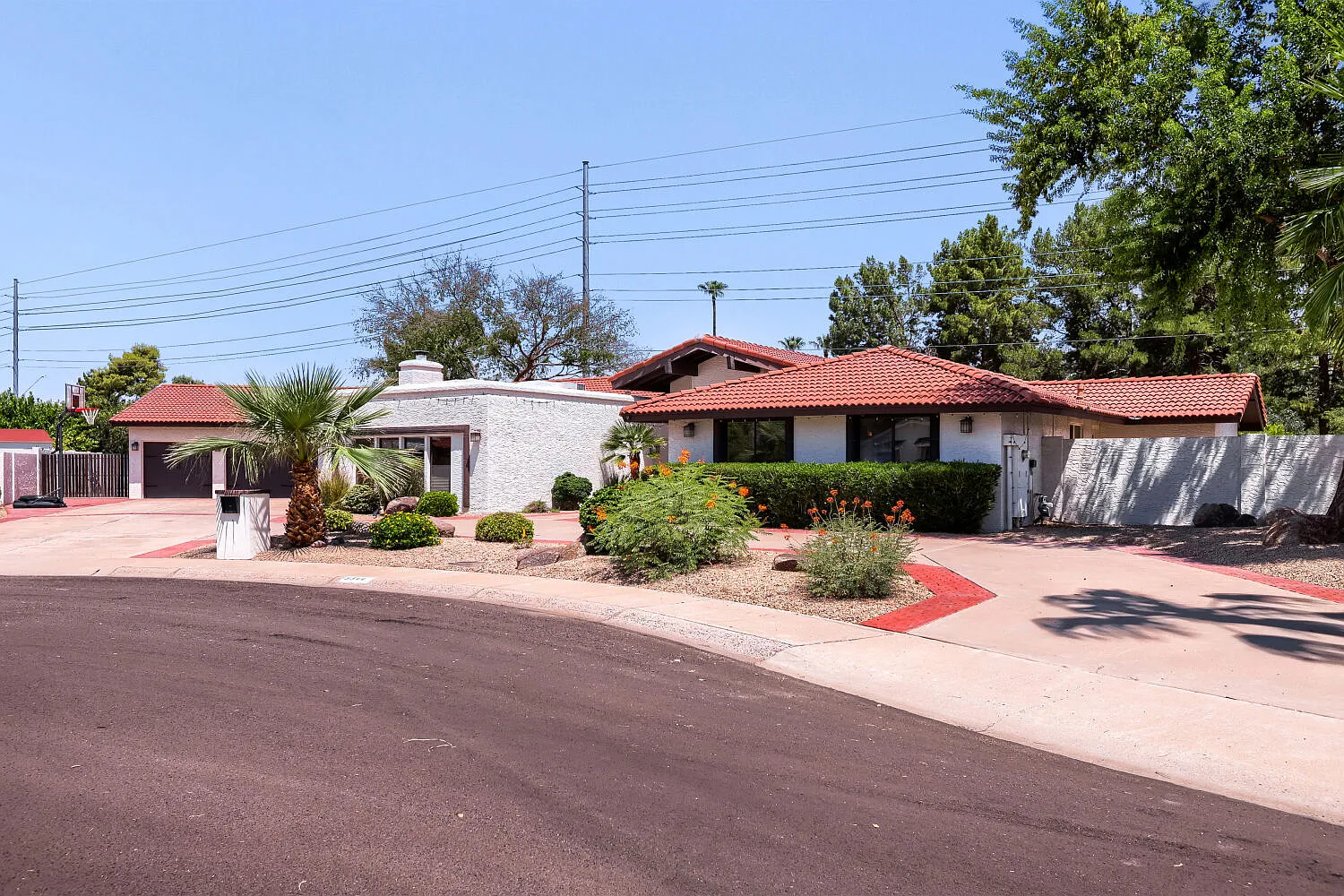 4 bed, 3470 sqft, $4,995 — Photo 1