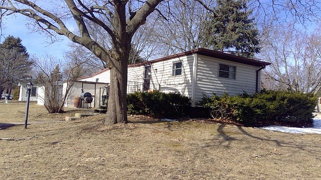 2nd image of 1462 Greenfield Ave