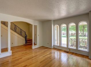 7300 N Norman Rd, Warr Acres, OK 73132