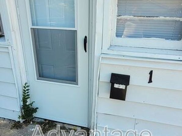 1015 N Scott Ave #15