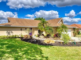 351 Hidden Valley Dr, Naples, FL 34113