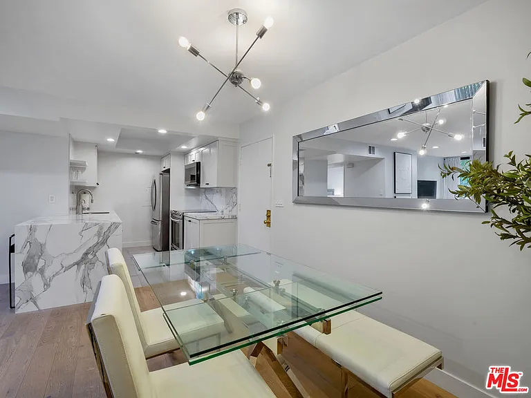 1134 Alta Loma Rd #203 — Photo 10