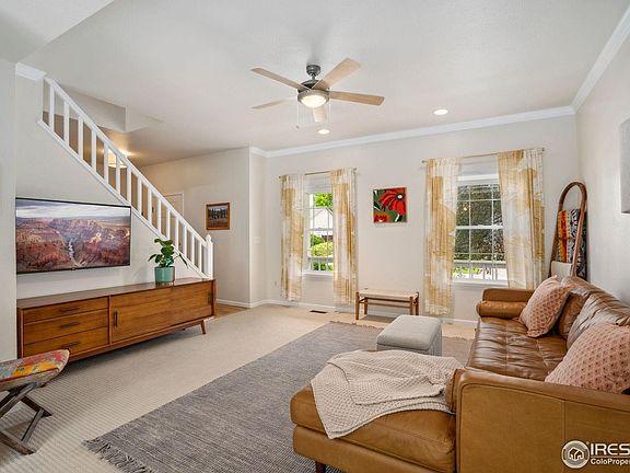 3rd image of 533 Dunraven Dr