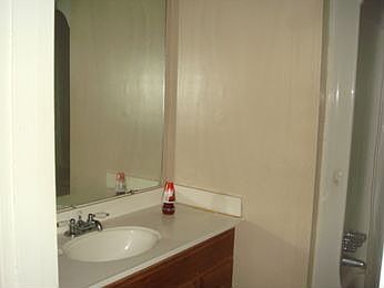 5th image of 5210 Jean Dr