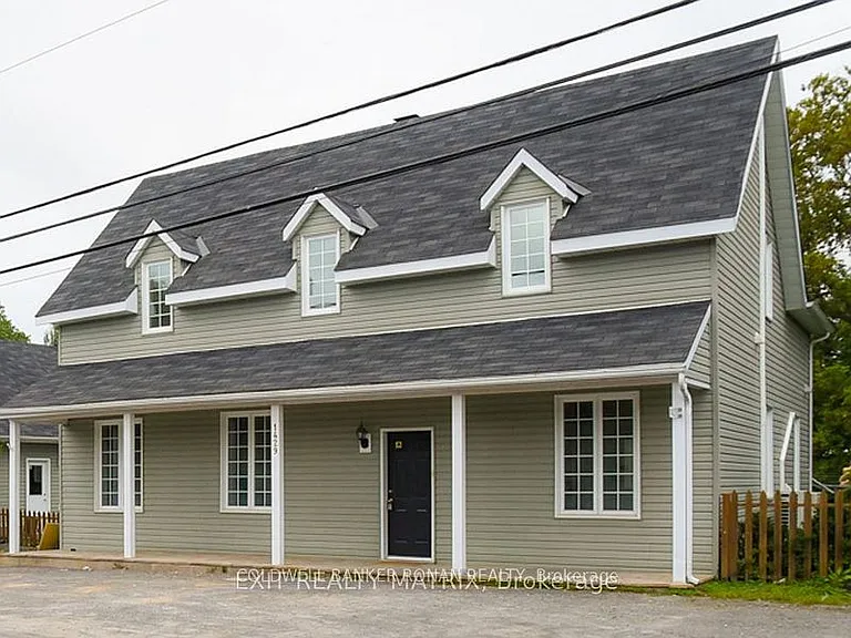 1429 Meadow Dr #2 — Photo 1
