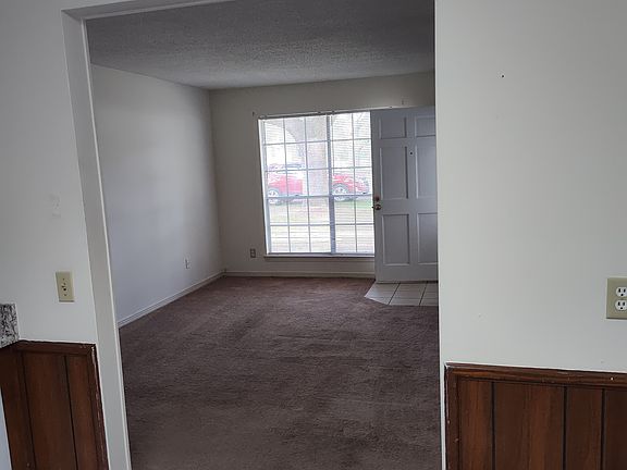4th image of 3617 Deloach St #1