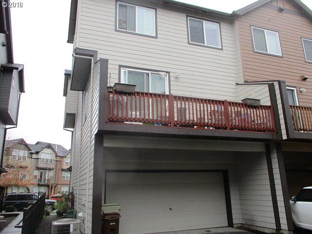 2nd image of 3408 SE Wedgewood Ave