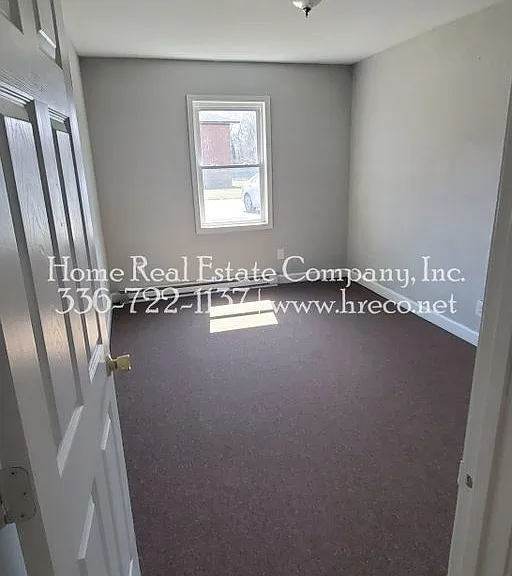 2334 N Cherry St #B — Photo 1