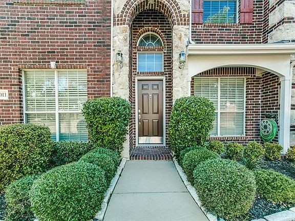 3rd image of 12011 Mordor Ln