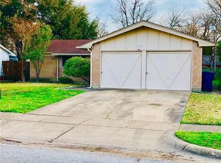 1102 Lourock Dr, Garland, TX 75040