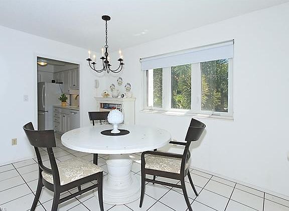 2nd image of 1300 Gulf Shore Blvd N
