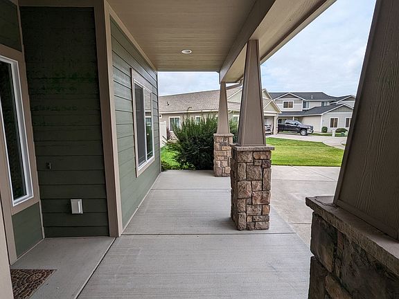 4th image of 3013 N Cormac Loop