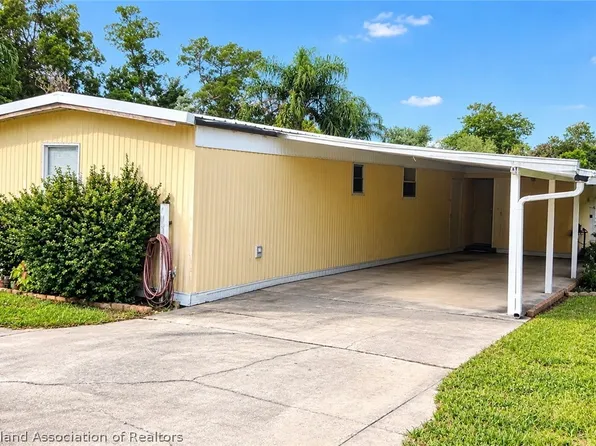 18 Recreation Dr, Venus, FL 33960