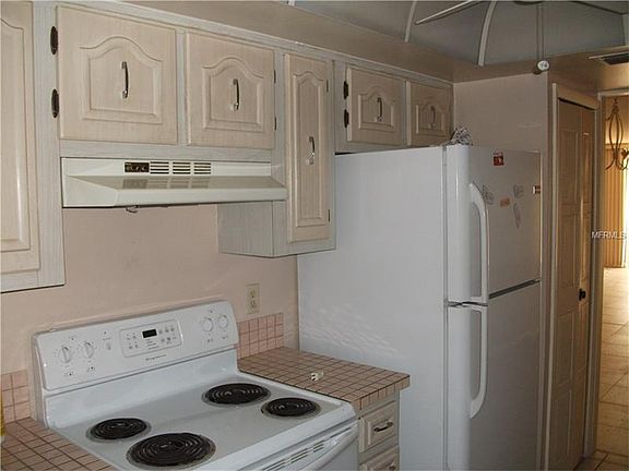 5th image of 2699 Seville Blvd Unit 709