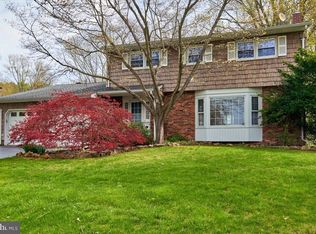 16 Alexander Rd, East Brunswick, NJ 08816