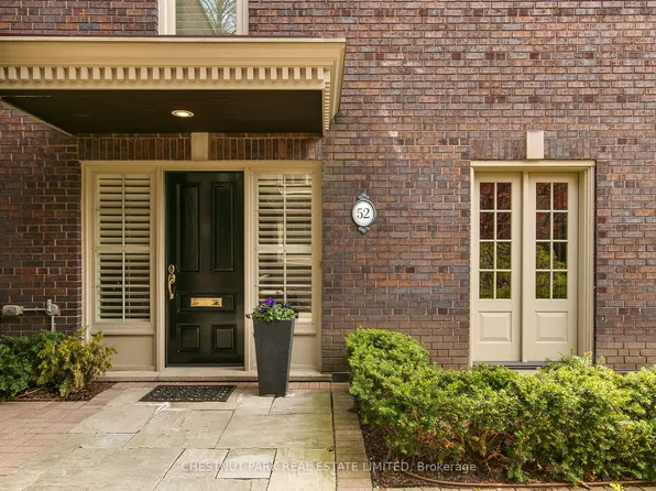 52 Maple Ave, Toronto, ON M4W 2T7
