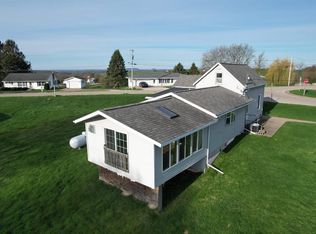 126 Bunker Hill Street, Potosi, WI 53820