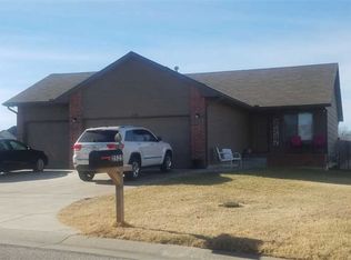 2525 E Evanston Cir, Wichita, KS 67219