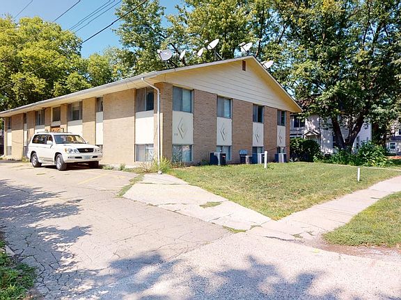 2nd image of 715 Wilson Ave Unit 8