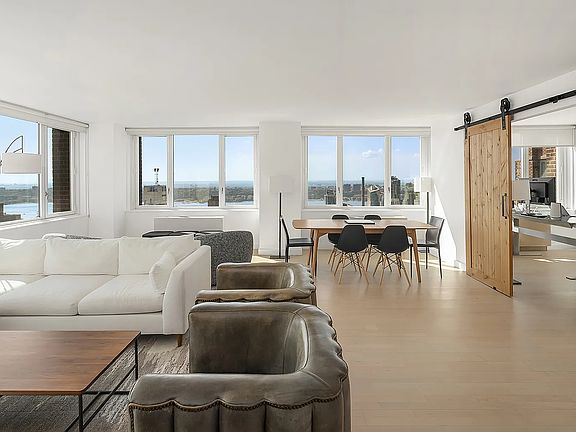 3rd image of 322 W 57th St APT 54T