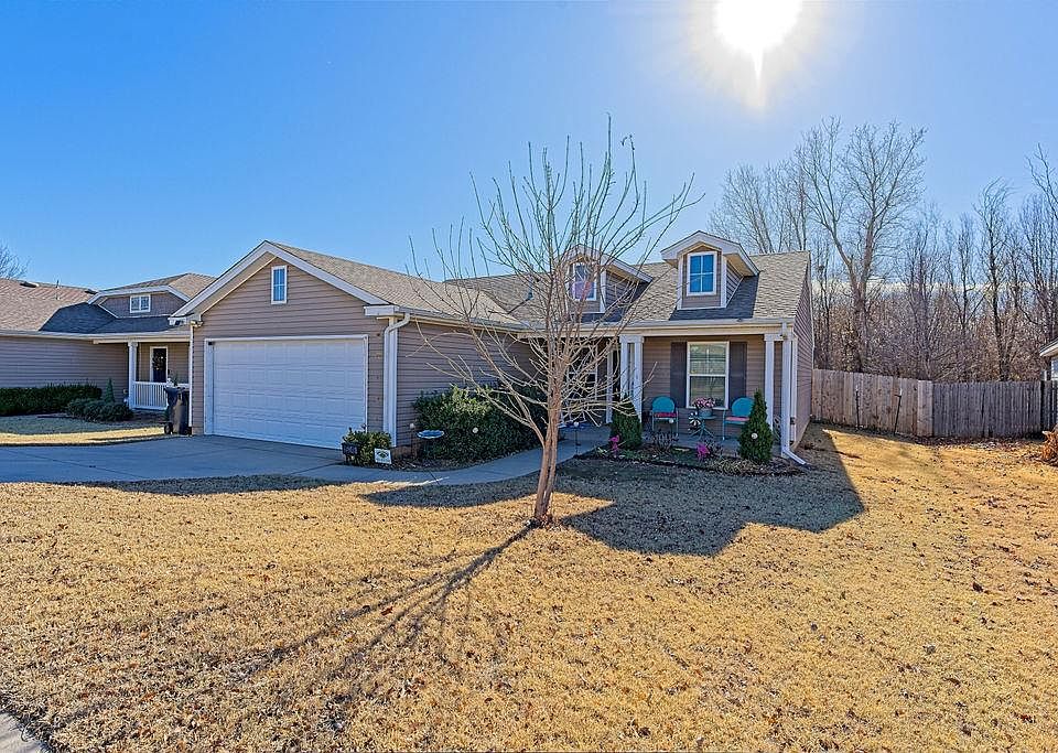 1st image of 15249 Stillwind Dr