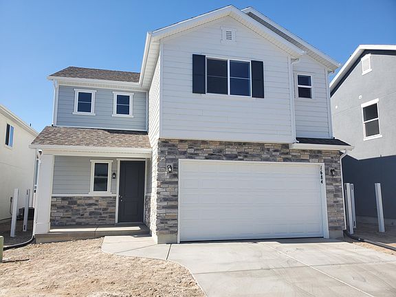 Front of House. Yard to be put in within a few weeks.