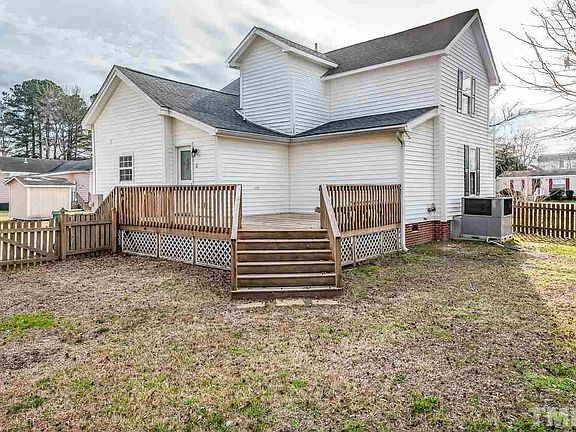 5th image of 107 E Goldsboro St