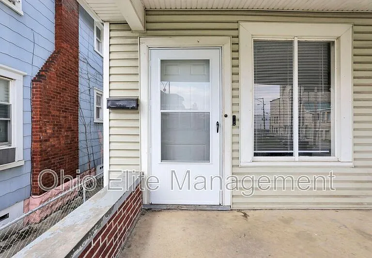 29 S Terrace Ave — Photo 6