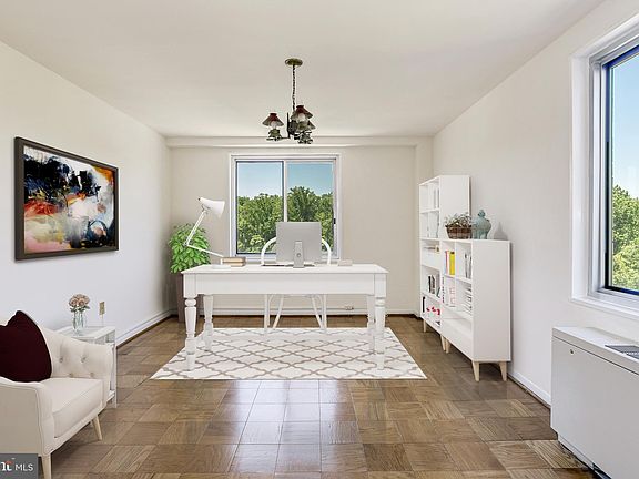3rd image of 10201 Grosvenor Pl APT 1002