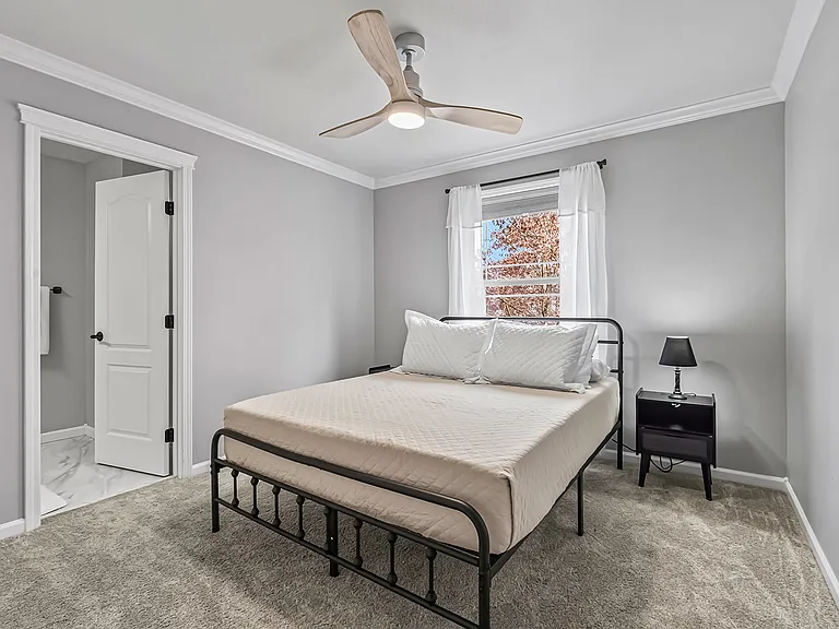 4259 N Chatterton Ave — Photo 40