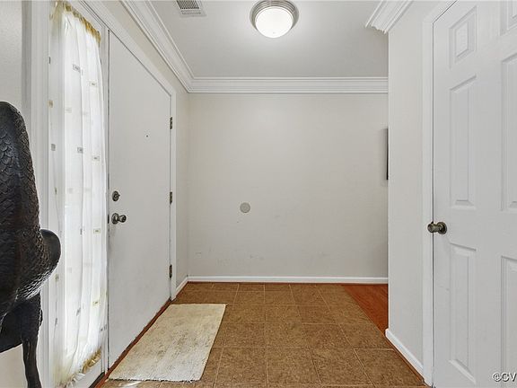4th image of 115 Windsor Pines Way APT A