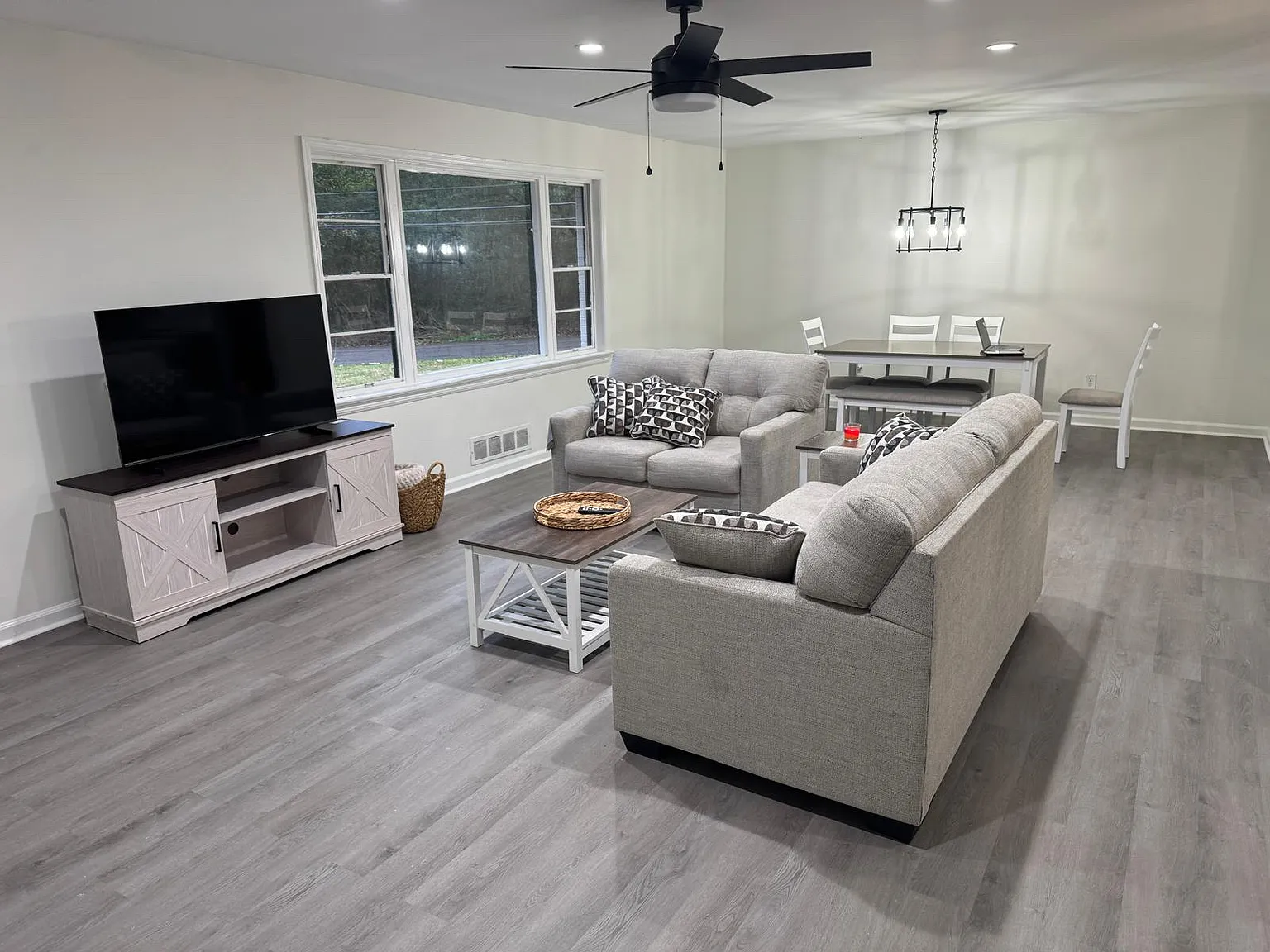 4 bed, 1699 sqft, $600 — Photo 3