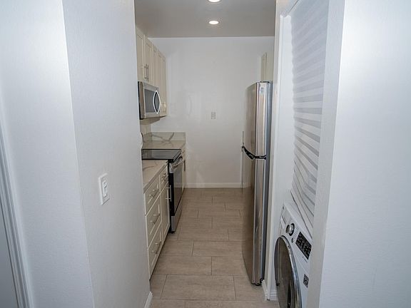 2nd image of 2200 Agnew Rd APT 318