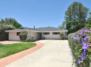 23147 Califa St, Woodland Hills, CA 91367