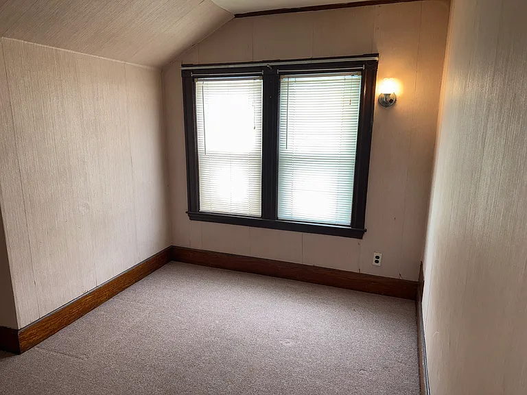 12 Grove St #3 — Photo 14