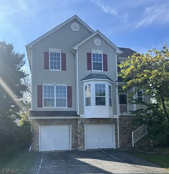 248 Winding Hill Dr