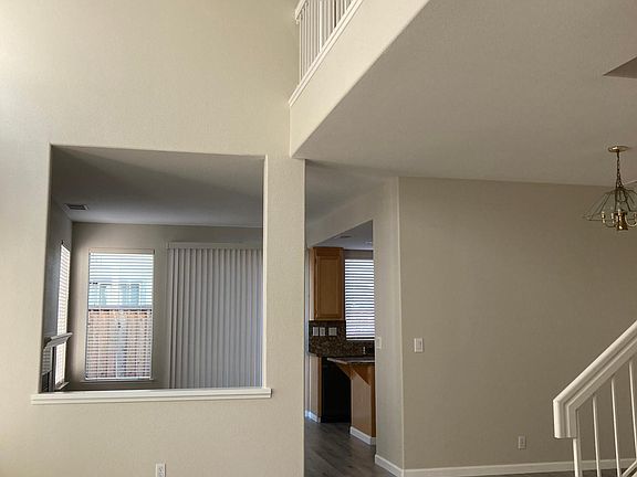 2nd image of 39935 Potrero Dr