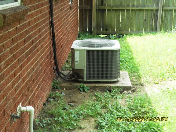 5th image of 3201 Hooper St