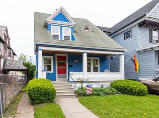 22 Greenwood Pl, Buffalo, NY 14213