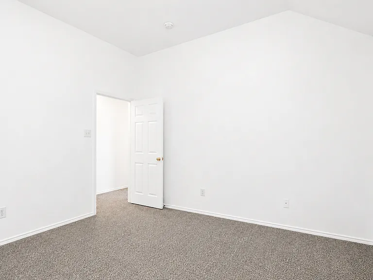 10057 Wyndbrook Dr — Photo 40