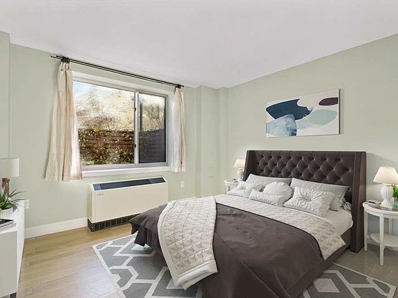 4th image of 40 W 116th St APT A214
