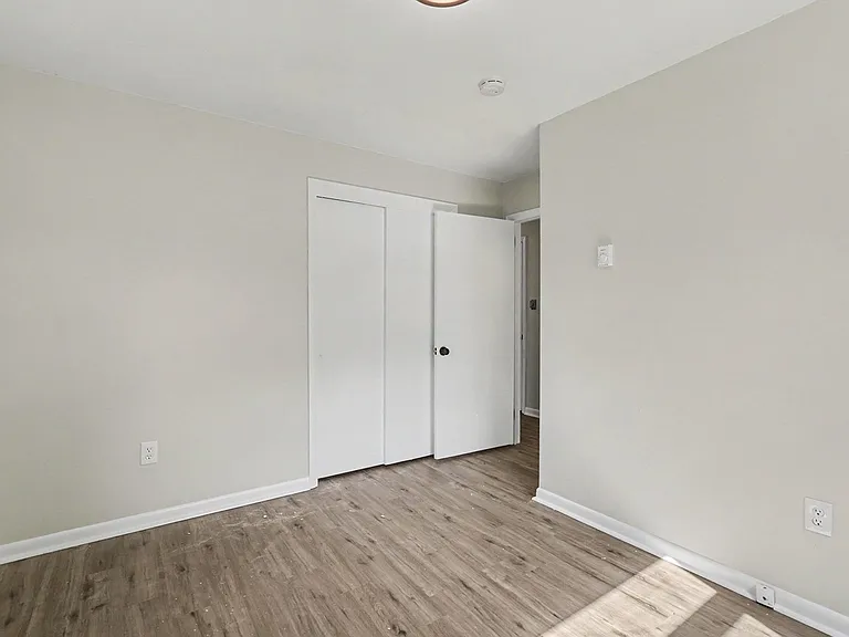 7610 Grove Ave — Photo 17