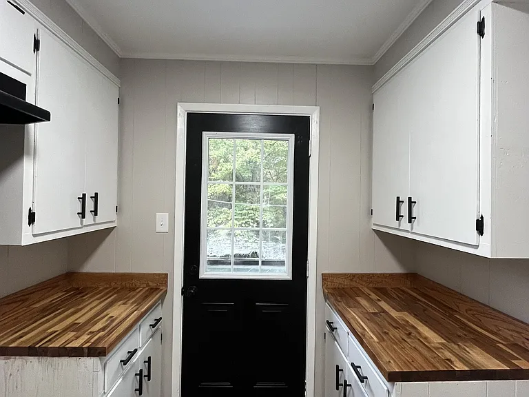 254 Lake Dr #6 — Photo 6