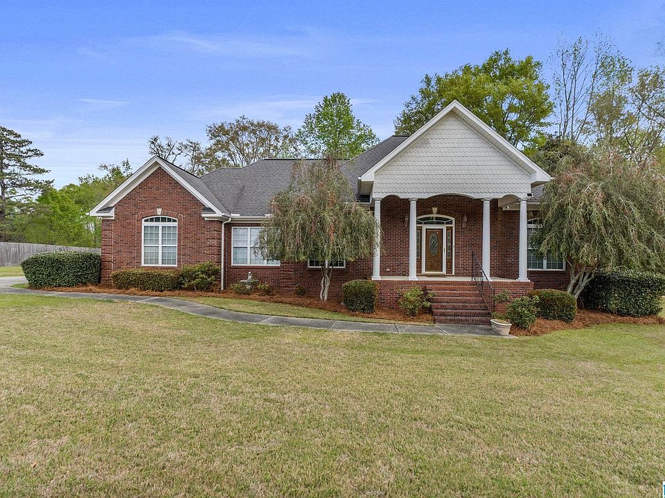 1st image of 215 Buck Cir