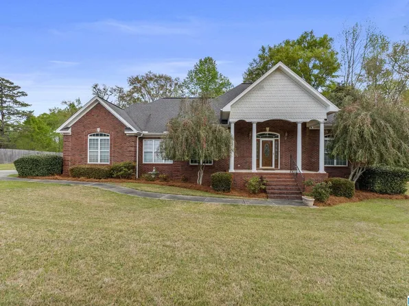 215 Buck Cir, Clanton, AL 35045