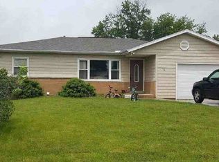 105 Alvin St, East Peoria, IL 61611