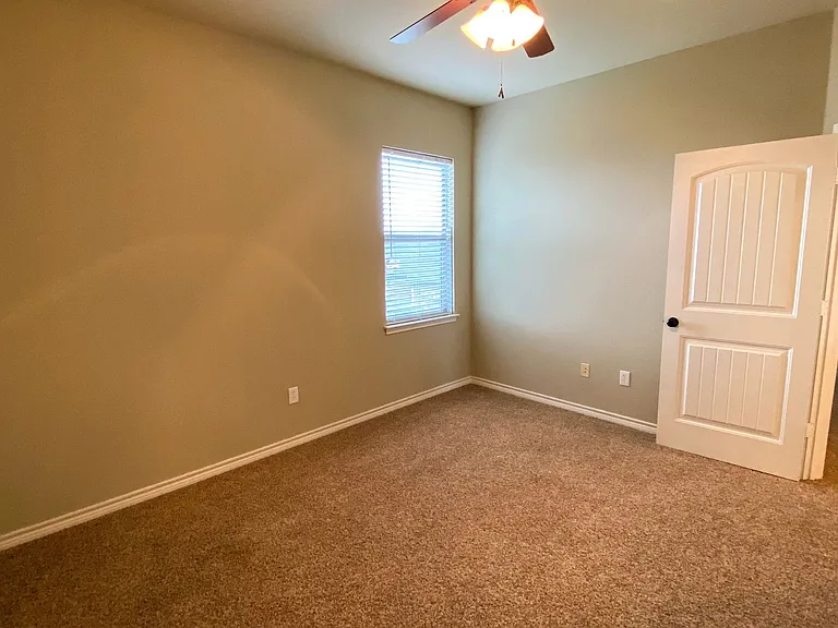3132 Stallion Dr — Photo 23