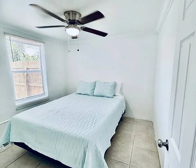 133 SW 11th Ave — Photo 9